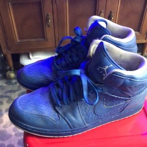 Nike Air Men’s 11.5 blue